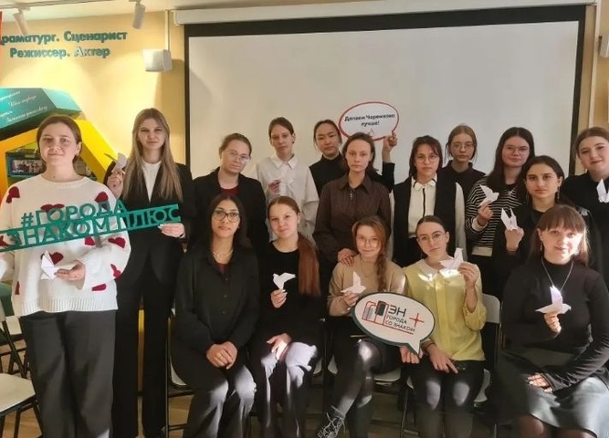 Встреча с историей и творчеством: студенты в музее Владимира Гуркина