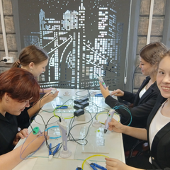 Студенты группы 101 познакомились с модельной библиотекой "Интеллект центр"